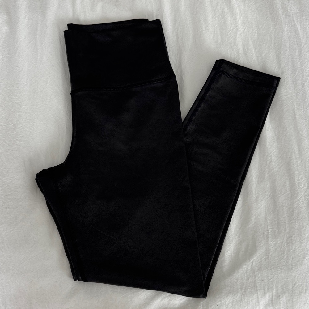 BNWOT! Aerie faux leather Black Leggings size large